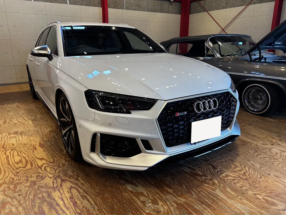 販売実績の車両写真（輸入車）