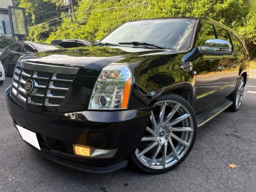 CADILLAC エスカレード