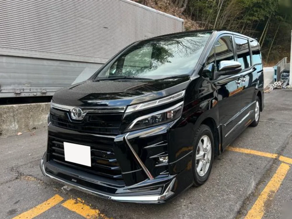 TOYOTA ヴォクシー
